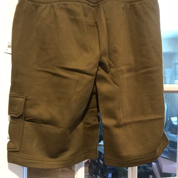 Hurley Shorts - Picture 2 of 3